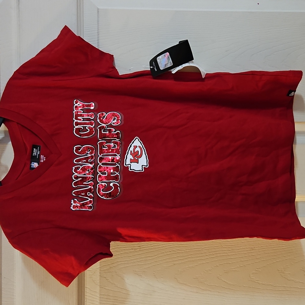 New Era Girls' Kansas City Chiefs Sequins Red T-Shirt: NEW WITH TAGS: SIZE 10/12